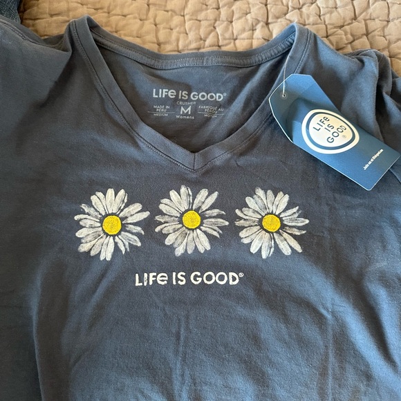 Life is Good Daisy T-shirt NWT - Picture 4 of 4